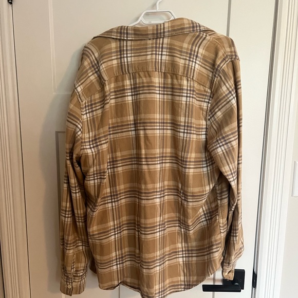 American Eagle flannel - Picture 2 of 2
